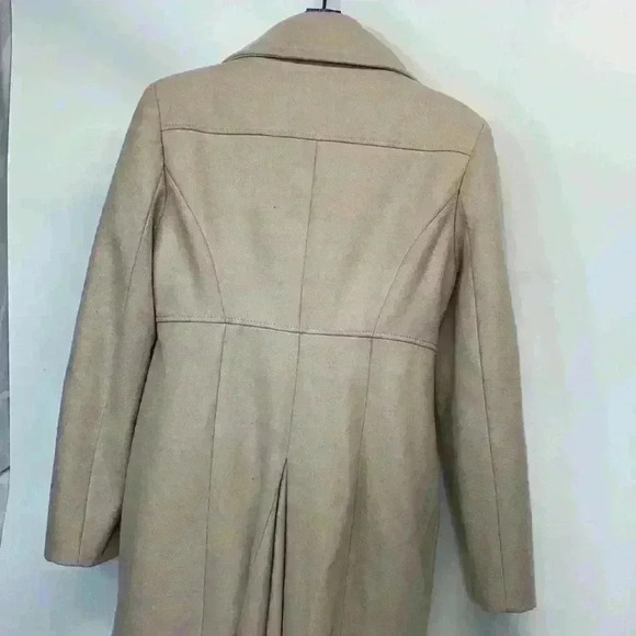 Kenneth Cole size 8 petite tan coat 60% wool - Picture 6 of 11